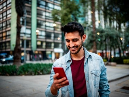People_Man on mobile